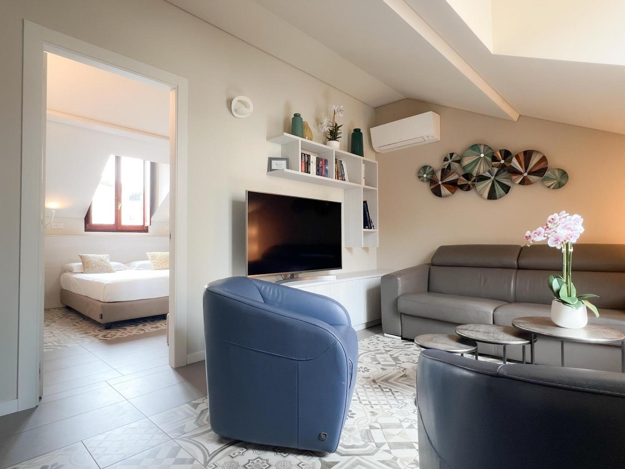 Comecasa 10 Minutes Walk From Duomo 2 Bedroom Apartment Milan Bagian luar foto