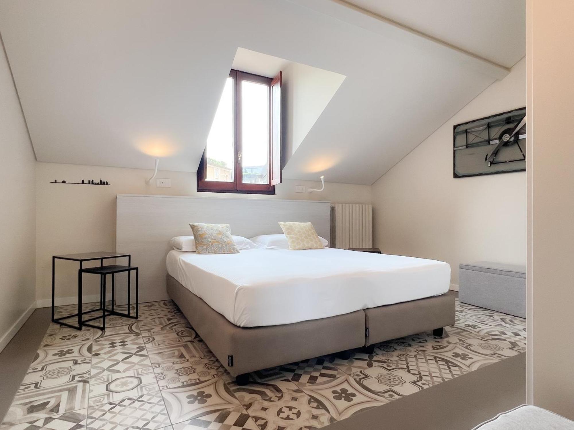 Comecasa 10 Minutes Walk From Duomo 2 Bedroom Apartment Milan Bagian luar foto