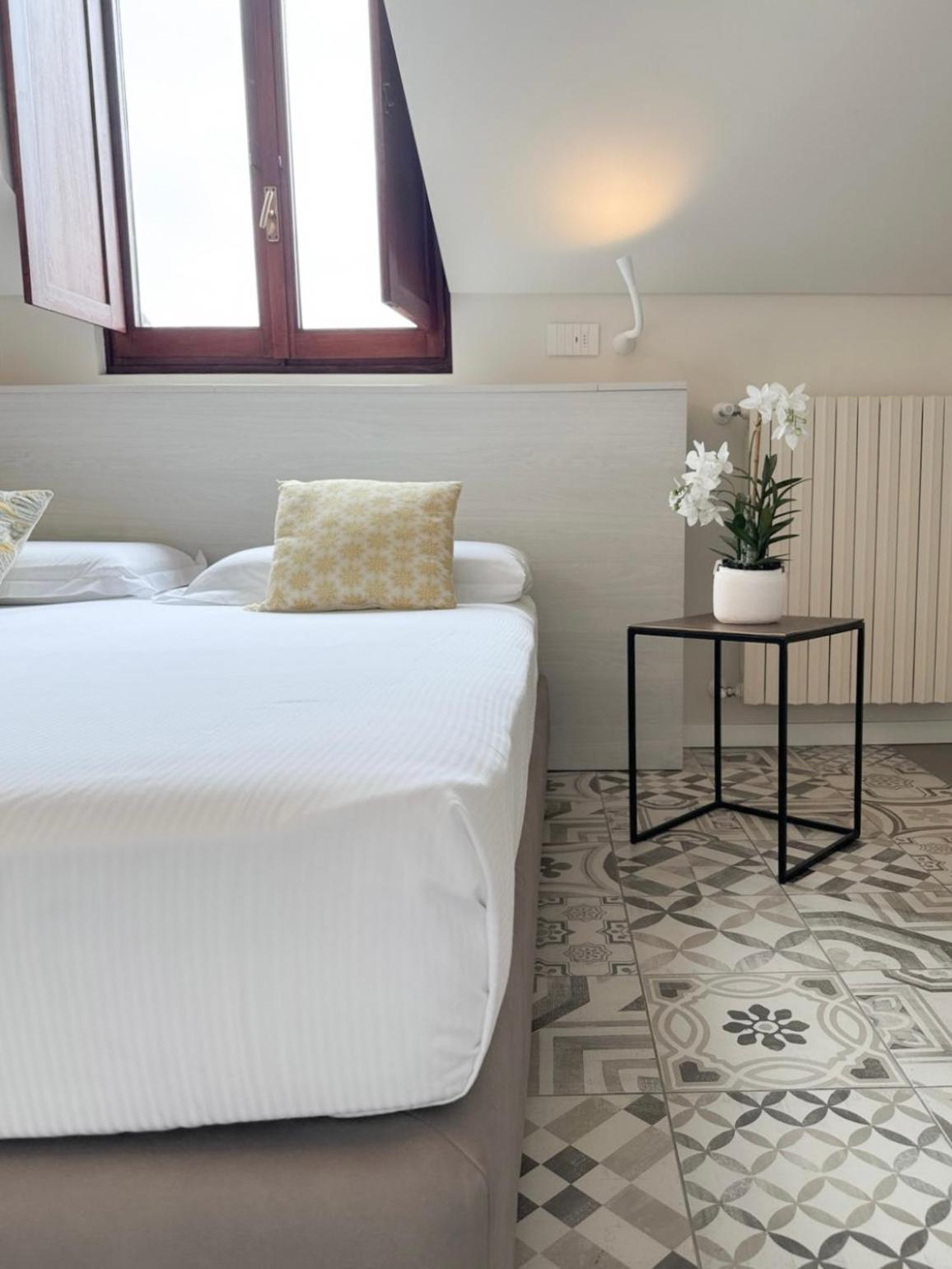 Comecasa 10 Minutes Walk From Duomo 2 Bedroom Apartment Milan Bagian luar foto