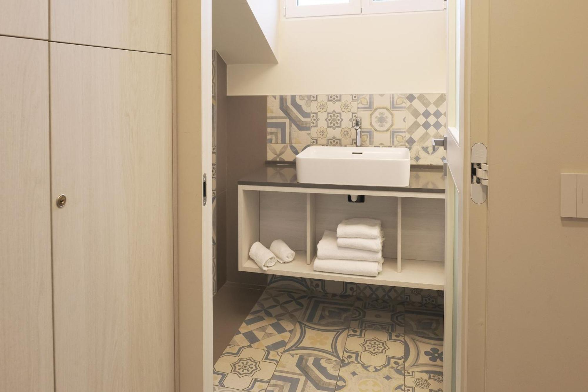 Comecasa 10 Minutes Walk From Duomo 2 Bedroom Apartment Milan Bagian luar foto