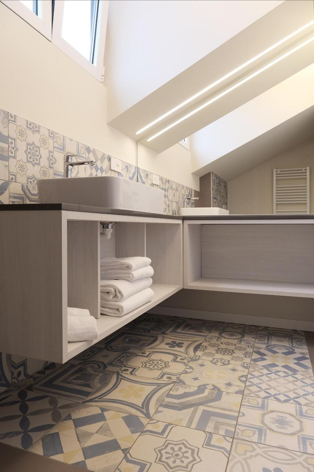 Comecasa 10 Minutes Walk From Duomo 2 Bedroom Apartment Milan Bagian luar foto