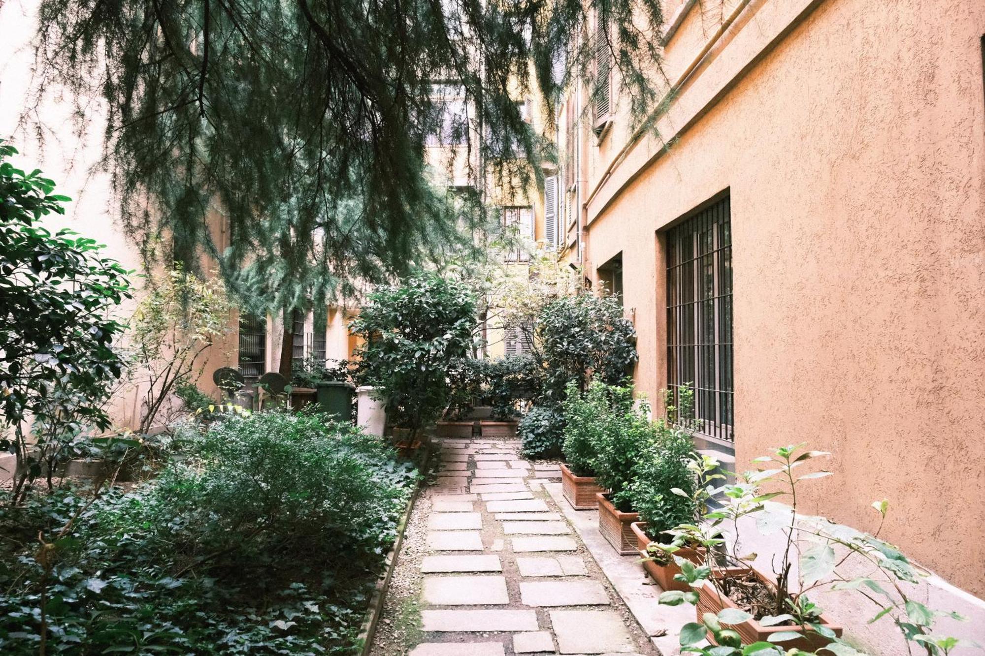 Comecasa 10 Minutes Walk From Duomo 2 Bedroom Apartment Milan Bagian luar foto